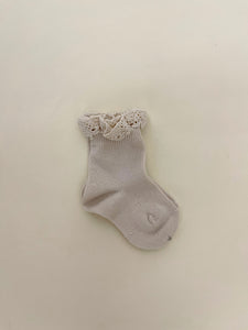 Lace Ruffle Ankle Sock - Linen