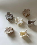 Mini Flower Claw clips - Blue/Beige